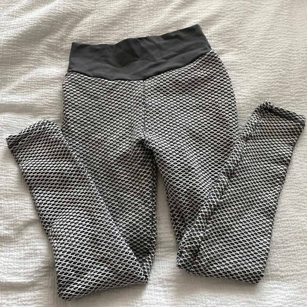 Tik tok famous leggings